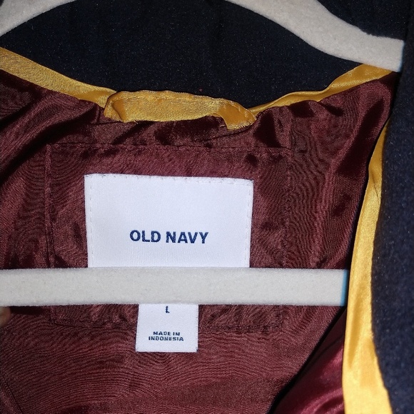 Vest - Picture 2 of 2